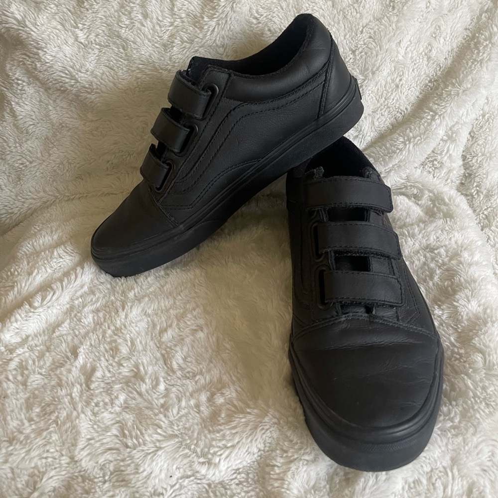 🖤BLACK VELCRO STRAP VANS🖤